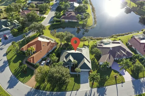 1548 SW Mockingbird Circle Port St Lucie FL 34986