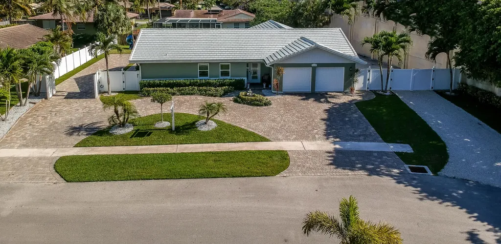 1590 SW 9th Street Boca Raton FL 33486