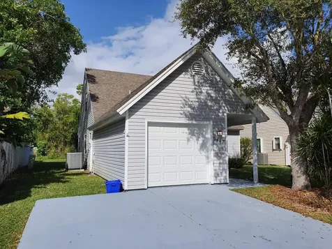 6417 Pinyon Pine Court Lake Worth FL 33462