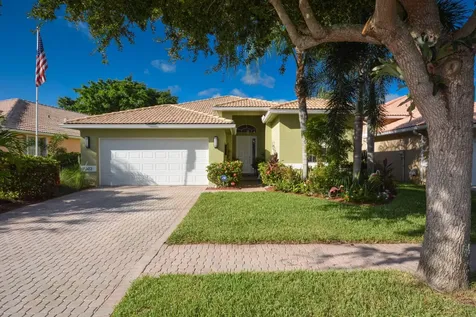 5302 Grande Palm Circle Delray Beach FL 33484