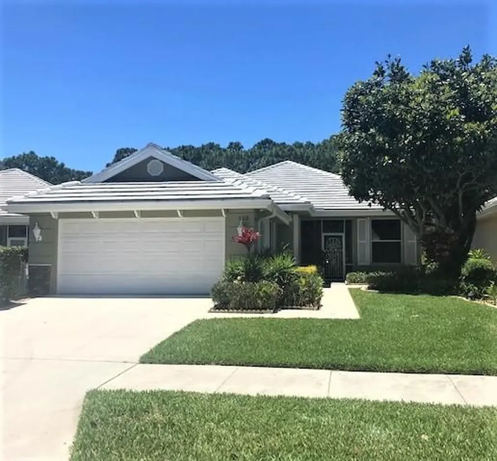 112 NW Bentley Circle Port St Lucie FL 34986