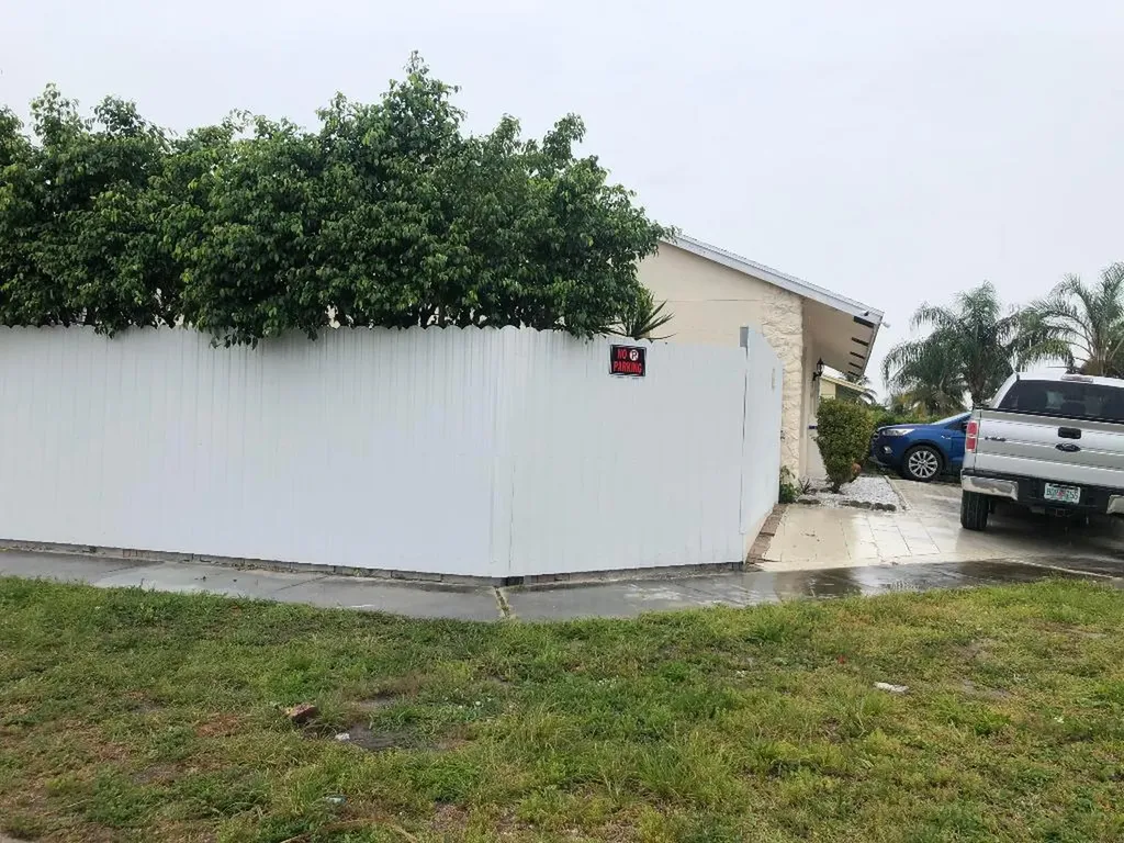 5732 Ellis Hollow Road E Lake Worth FL 33463