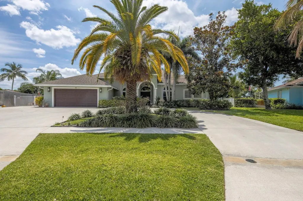 113 Santiago Street Royal Palm Beach FL 33411