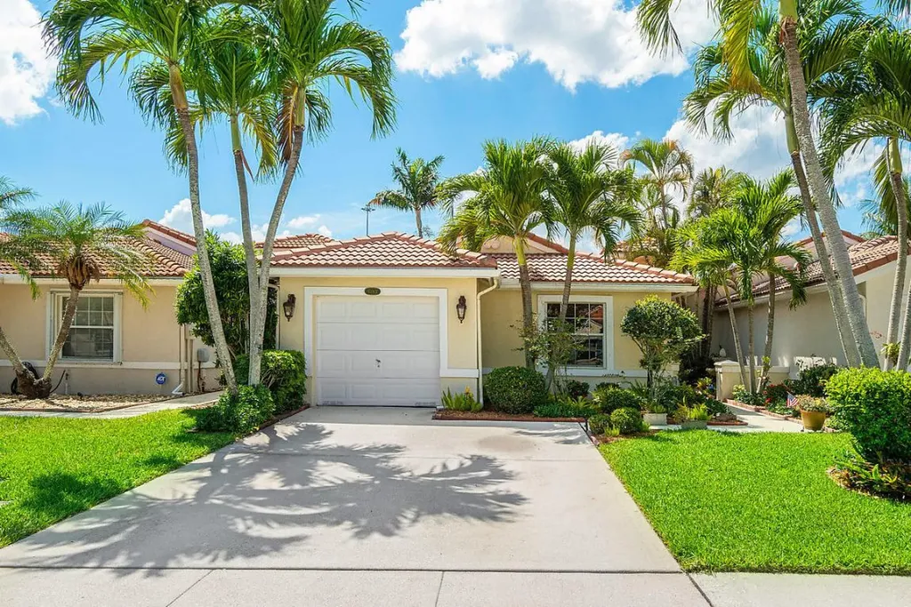 7285 Burgess Drive Lake Worth FL 33467