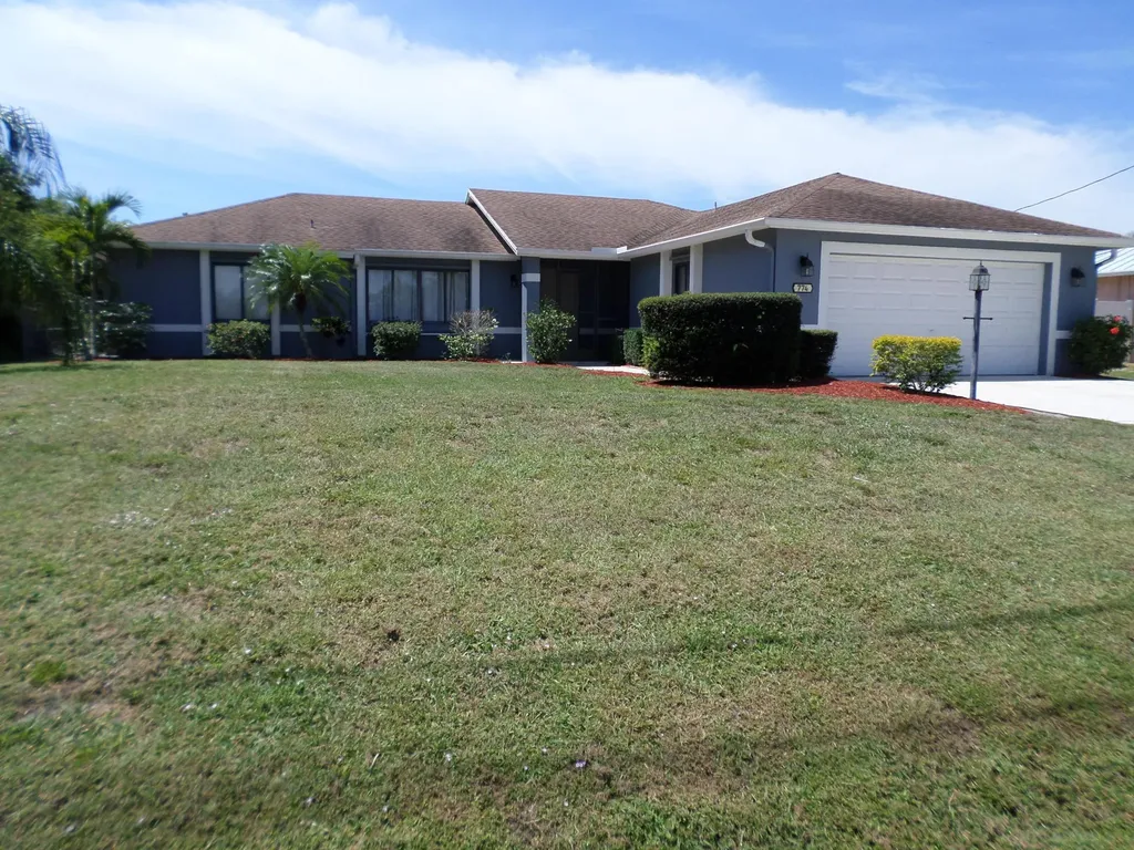 774 SW Lakehurst Drive Port St Lucie FL 34983