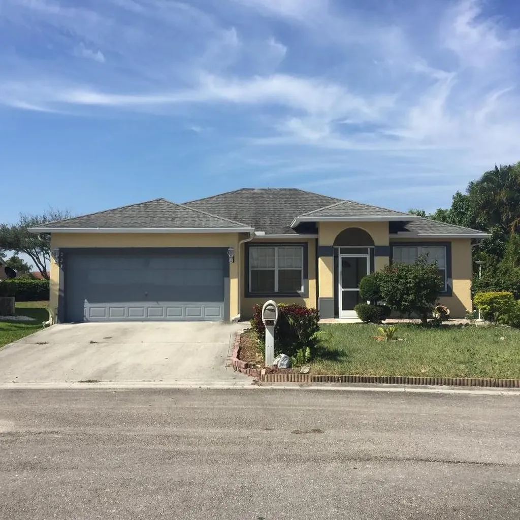 228 Malibu Circle Greenacres FL 33413