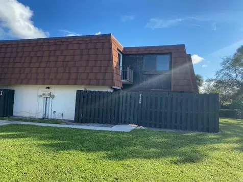 6425 Red Pine Lane Greenacres FL 33415