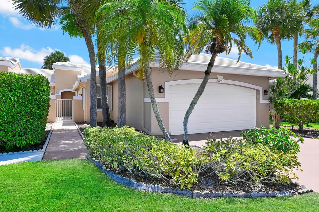 2590 Neaton Court Wellington FL 33414