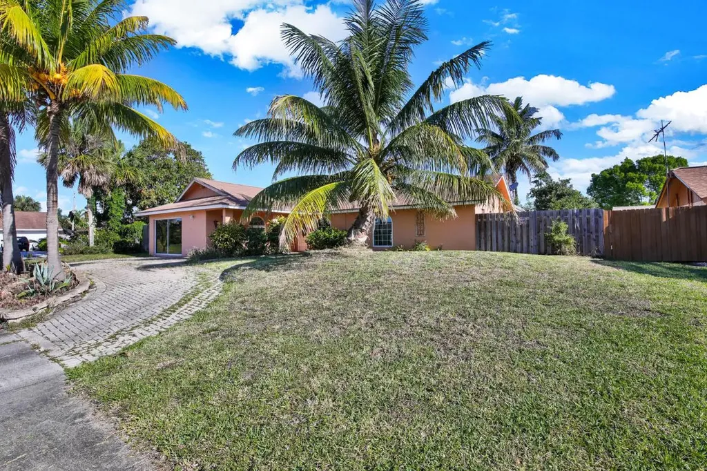 3955 Greenfield Court Boynton Beach FL 33436