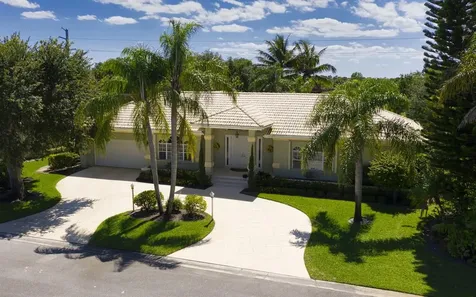 8180 SE Woodlake Lane Hobe Sound FL 33455