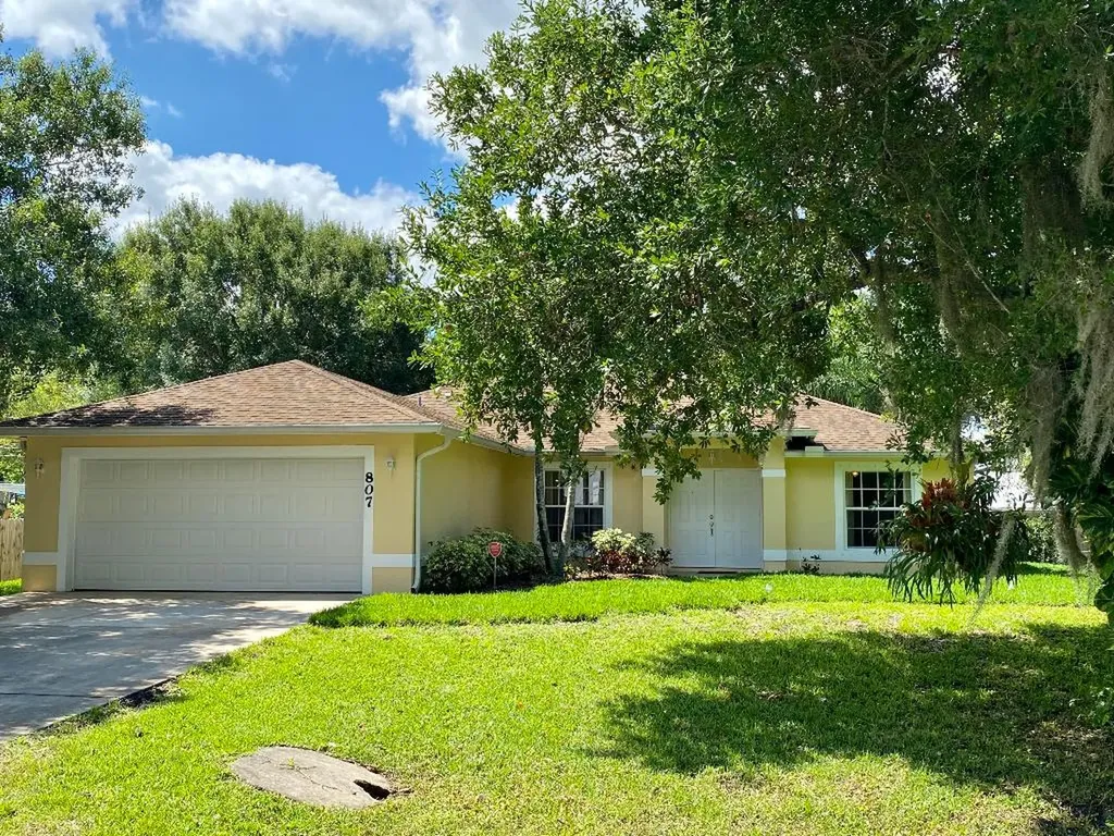 807 Anita Street Fort Pierce FL 34982