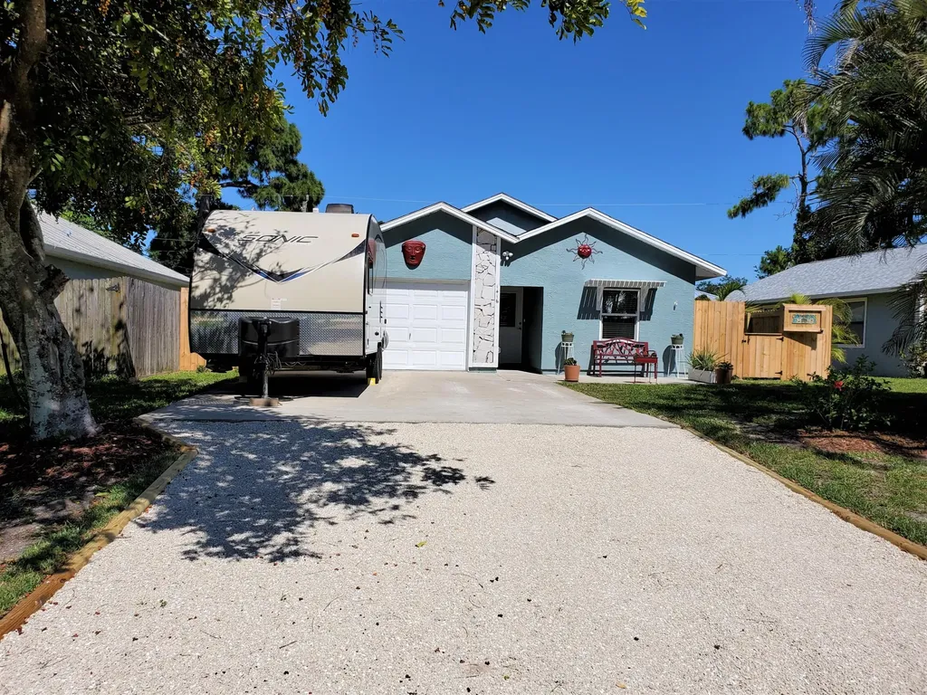 1416 25th Avenue SW Vero Beach FL 32962
