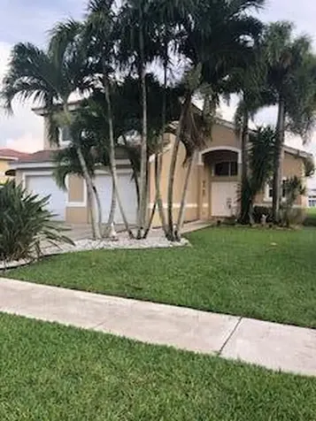 5058 Prairie Dunes Village Circle Lake Worth FL 33463