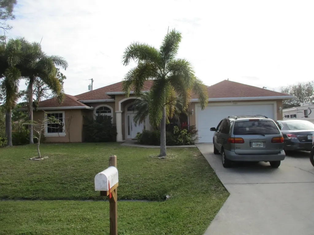 3485 SW Ellis Street Port St Lucie FL 34953