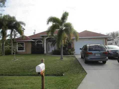 3485 SW Ellis Street Port St Lucie FL 34953