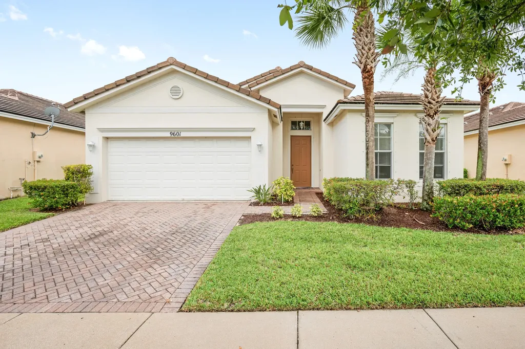 9601 SW Lindale Trace Boulevard Port St Lucie FL 34987