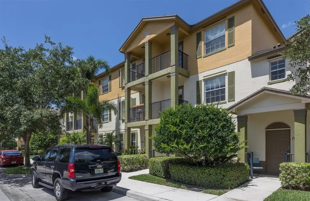1946 SE Avon Park Drive Port St Lucie FL 34952