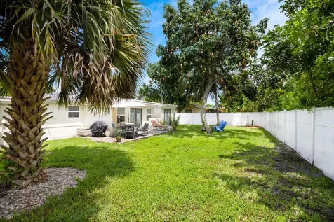 562 Davis Road Delray Beach FL 33445