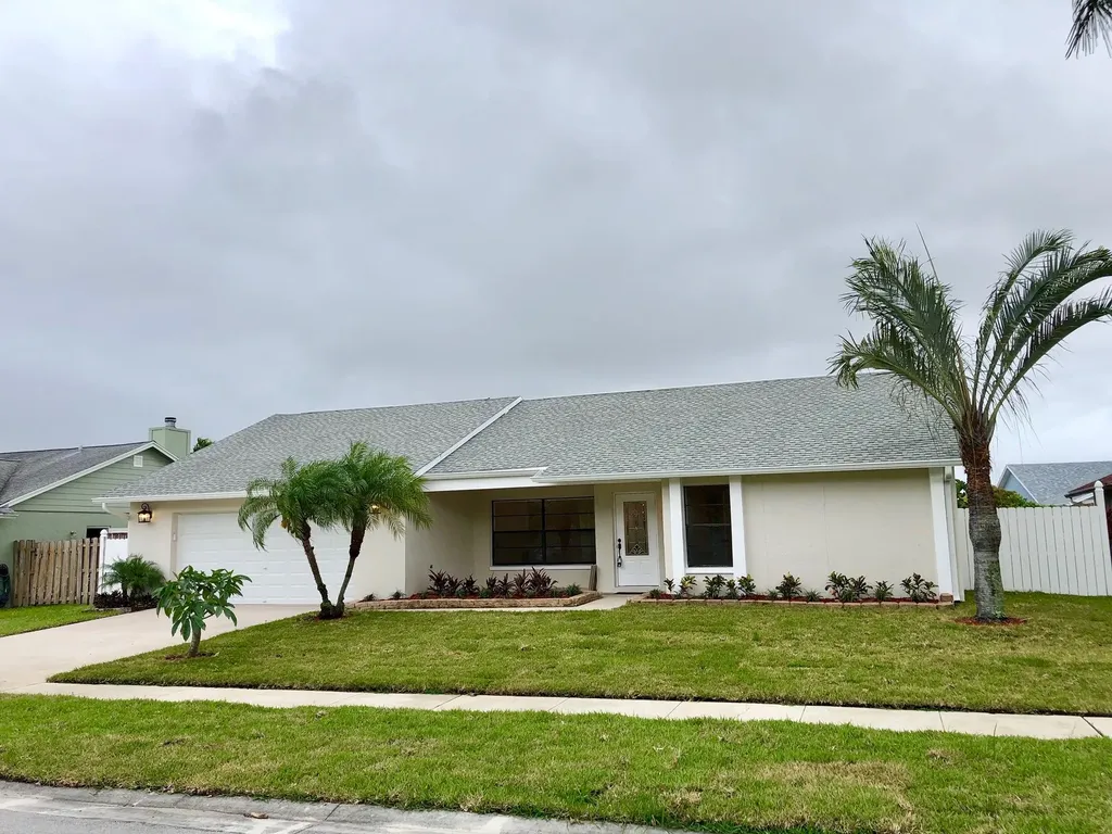 6413 Bengal Circle Boynton Beach FL 33437