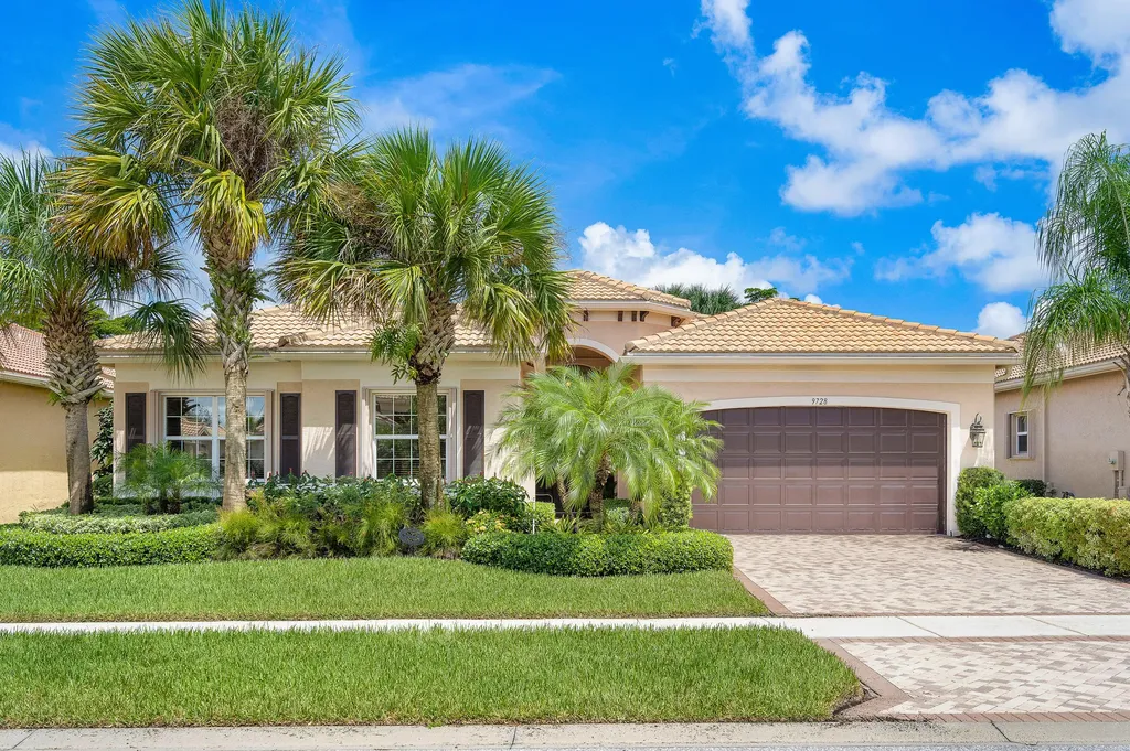 9728 Dovetree Isle Drive Boynton Beach FL 33473