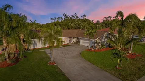 236 Old Country Road S Wellington FL 33414