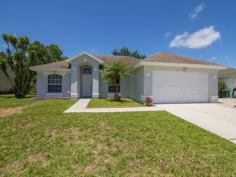 2258 SW Lawrence Street Port St Lucie FL 34953