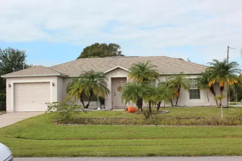 2272 SE Lucca Street Port St Lucie FL 34952