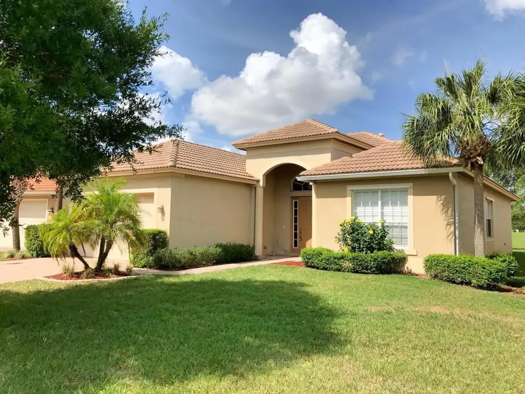 422 NW Sheffield Circle Port St Lucie FL 34983