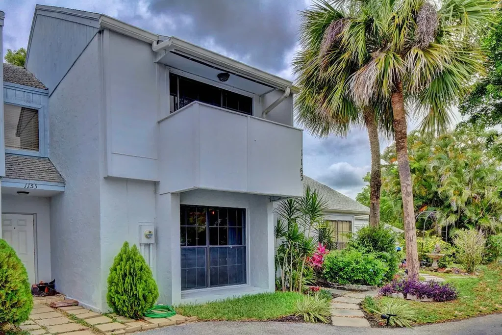 1153 The 12th Fairway Wellington FL 33414