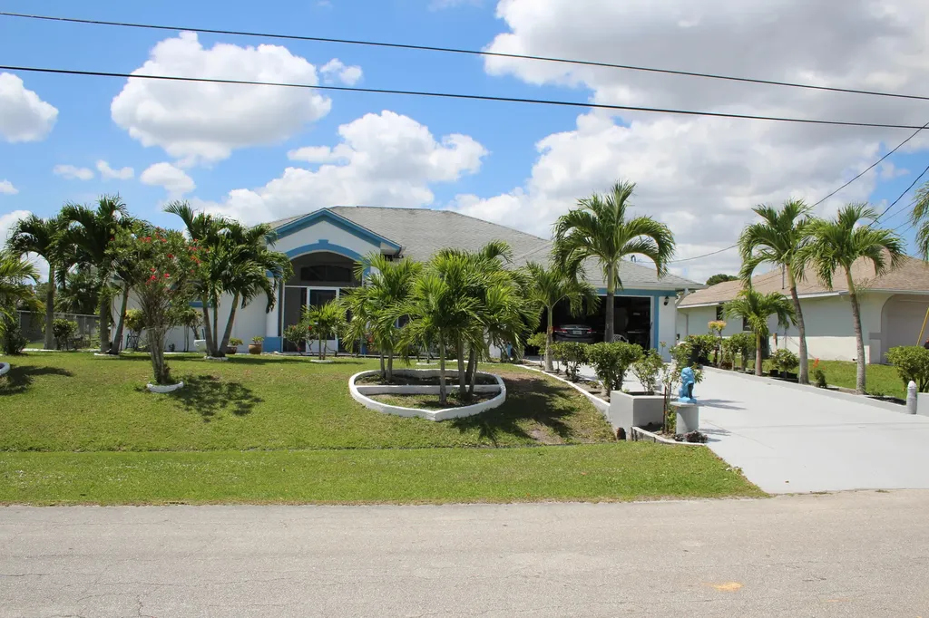 5392 NW Commodore Terrace Port St Lucie FL 34983