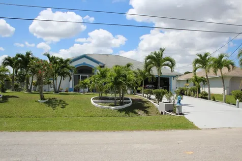 5392 NW Commodore Terrace Port St Lucie FL 34983