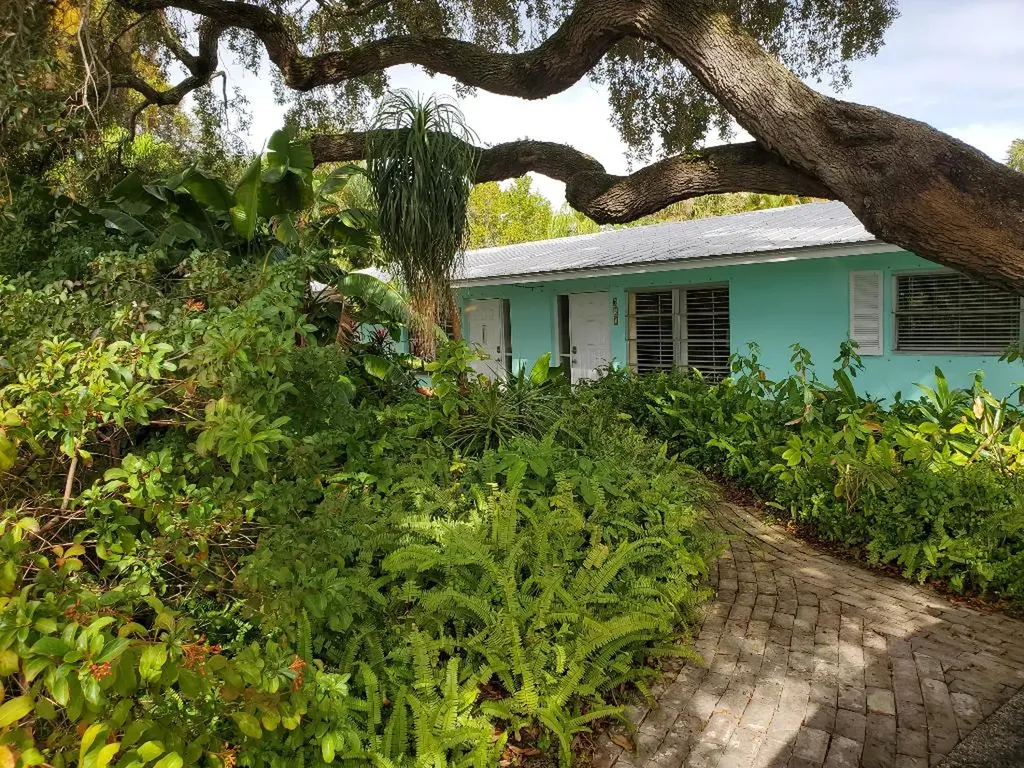 629 & 631 SW Channel Avenue Stuart FL 34994