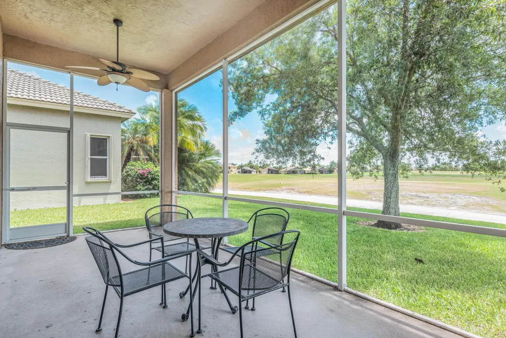 306 NW Stratford Lane Port St Lucie FL 34983
