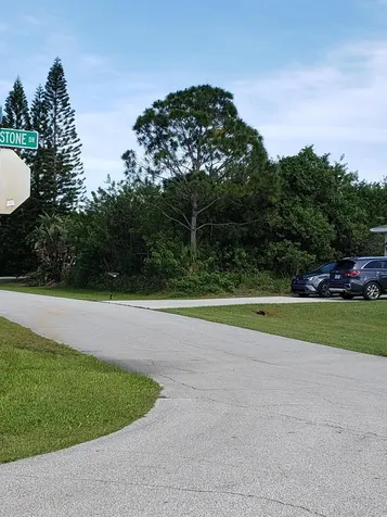 514 SW Backert Avenue Port St Lucie FL 34953