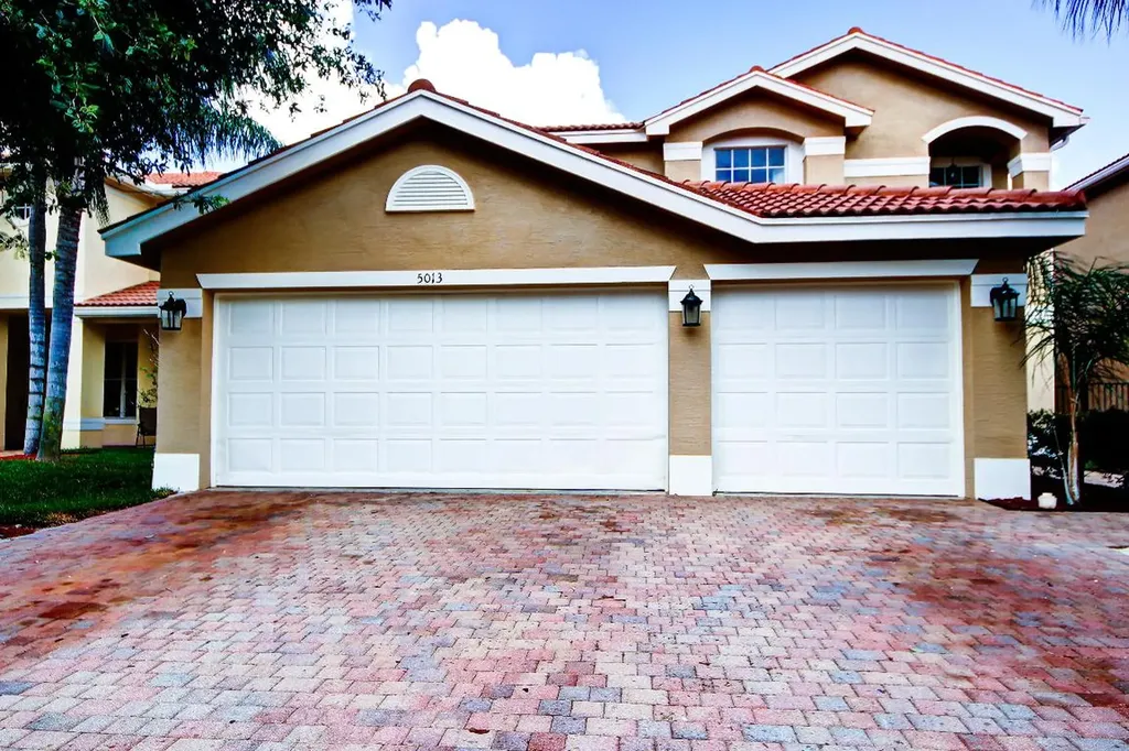 5013 Cobalt Court Greenacres FL 33463