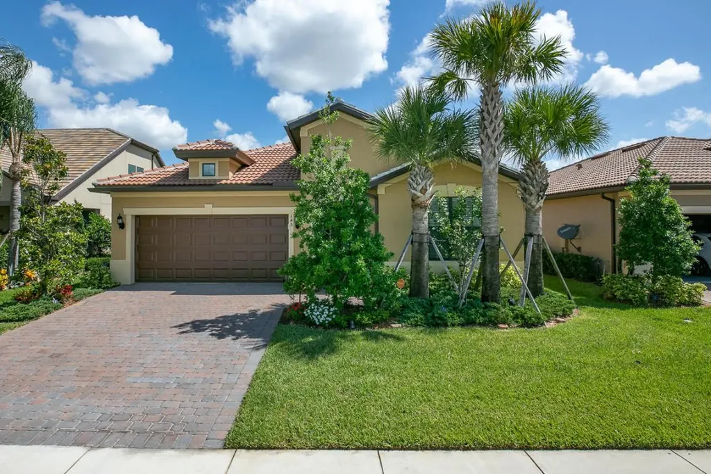 145 SE Courances Drive Port St Lucie FL 34984