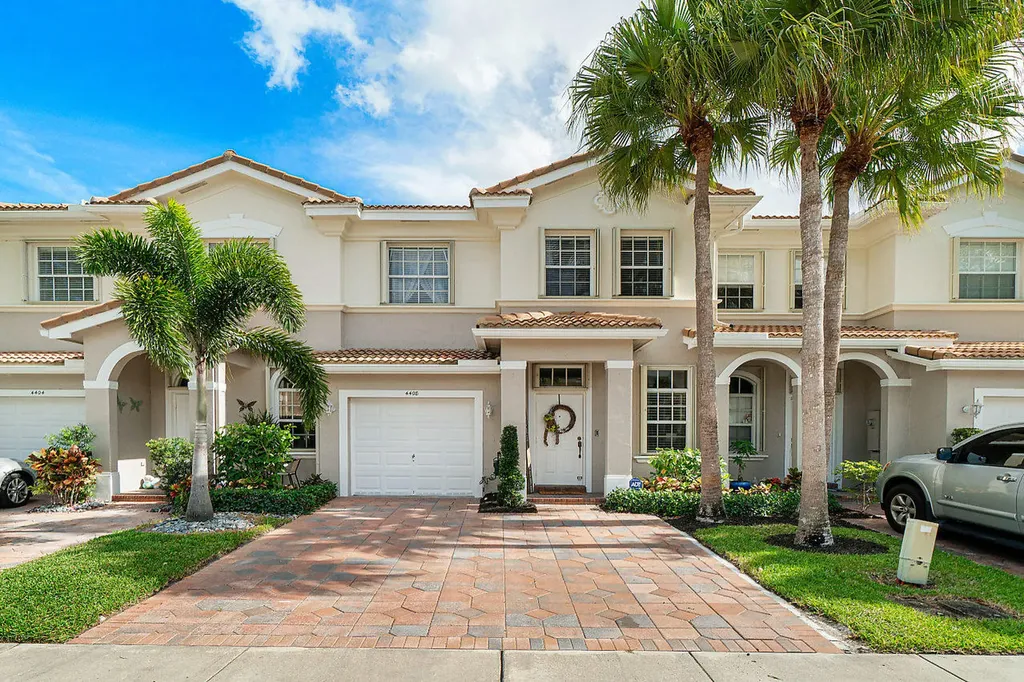 4408 Regal Court Delray Beach FL 33445