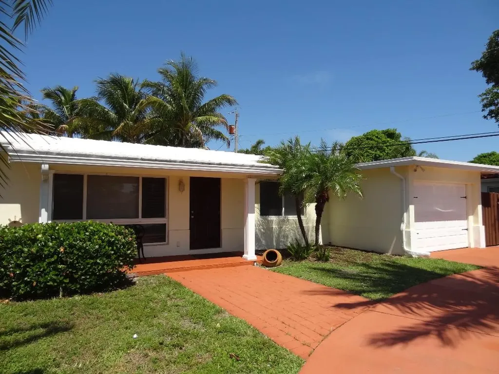 2765 NE 4th Drive Boca Raton FL 33431