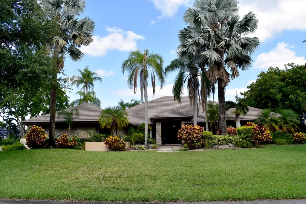 7411 Dover Court Parkland FL 33067