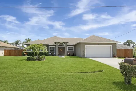 5838 NW Bates Avenue Port St Lucie FL 34986