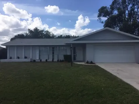 595 SE Maple Terrace Port St Lucie FL 34983