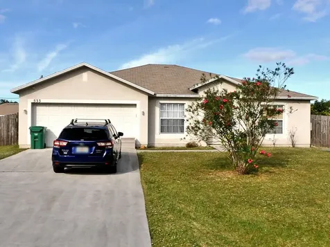 533 NW Sherbrooke Avenue Port St Lucie FL 34983
