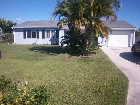 1551 SE Burning Court Port St Lucie FL 34952