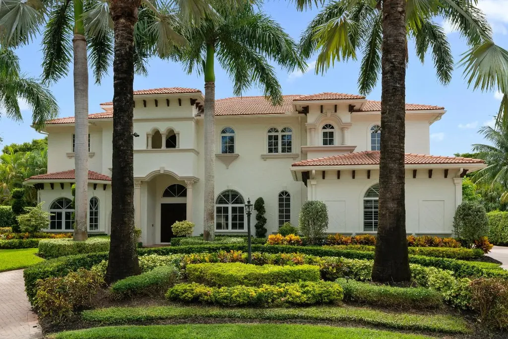 10725 Pine Tree Terrace Boynton Beach FL 33436