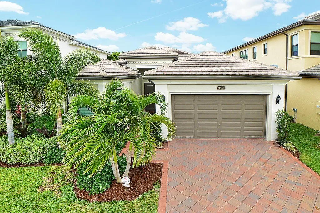 9535 Eden Roc Court Delray Beach FL 33446