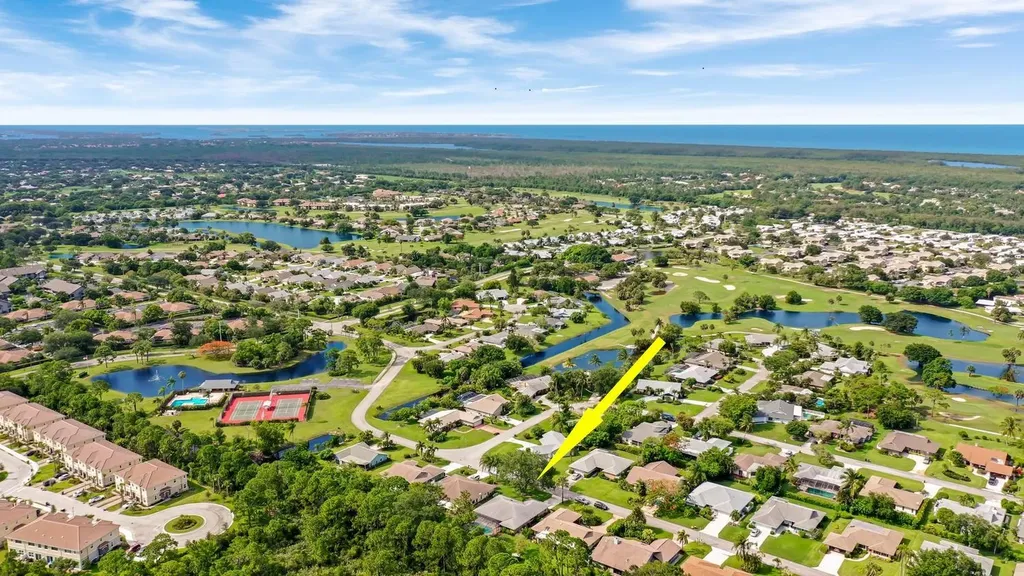 7854 SE Lexington Avenue Hobe Sound FL 33455