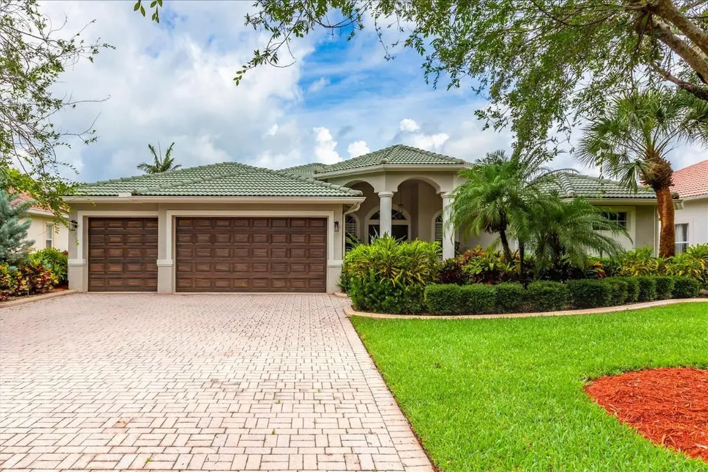 2293 SW Dove Canyon Way Palm City FL 34990