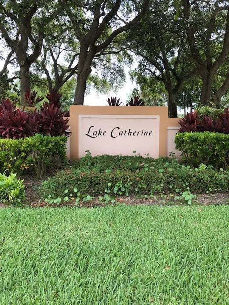 2202 Appleton Court Palm Beach Gardens FL 33403