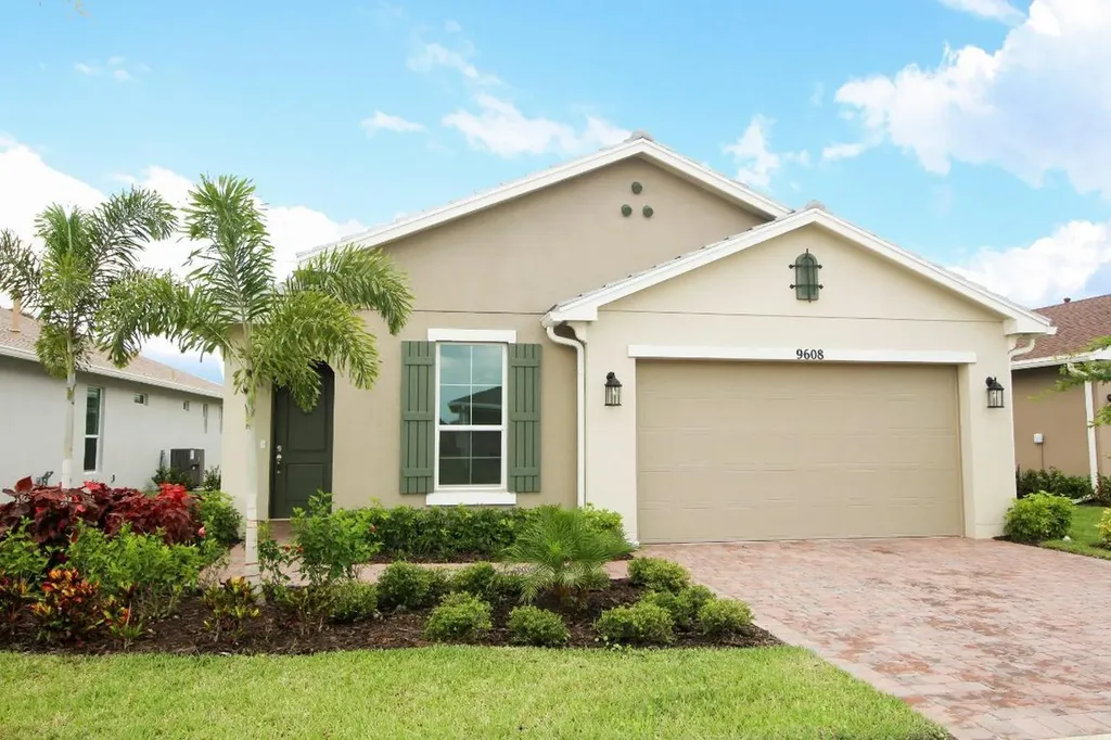 9608 SW Forestwood Avenue Port St Lucie FL 34987