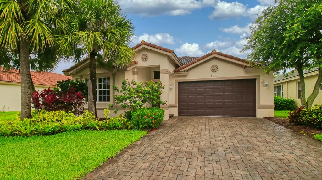 2925 SW Chatham Lane Port St Lucie FL 34953